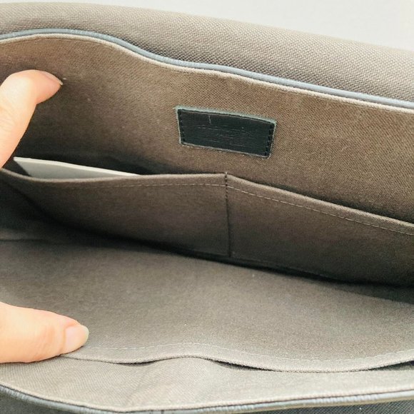 Louis Vuitton District - Picture 5 of 16